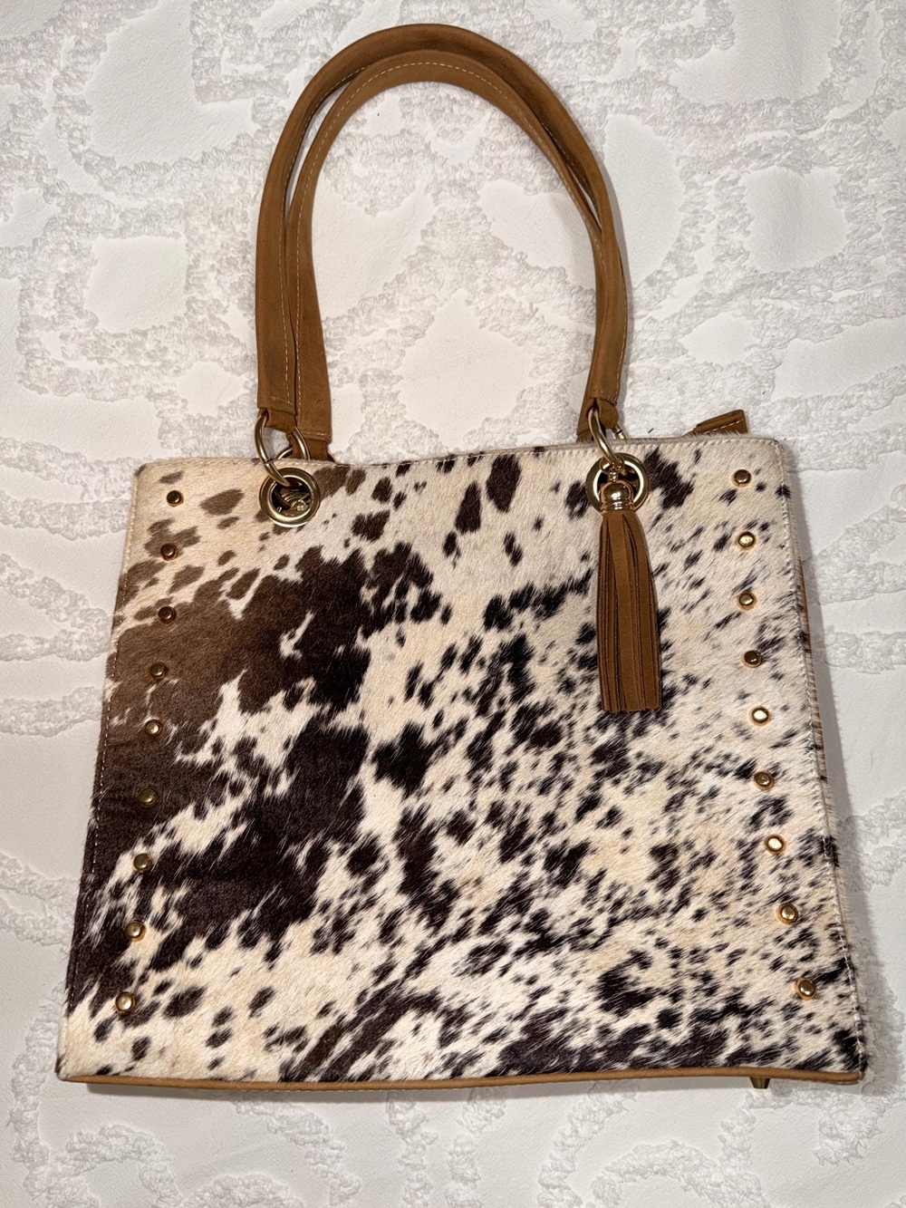 Women’s Cowhide Tote Bag in Brown and White